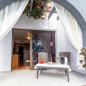 R2 Romantic Fantasia Suites & Dreams - Adults Only